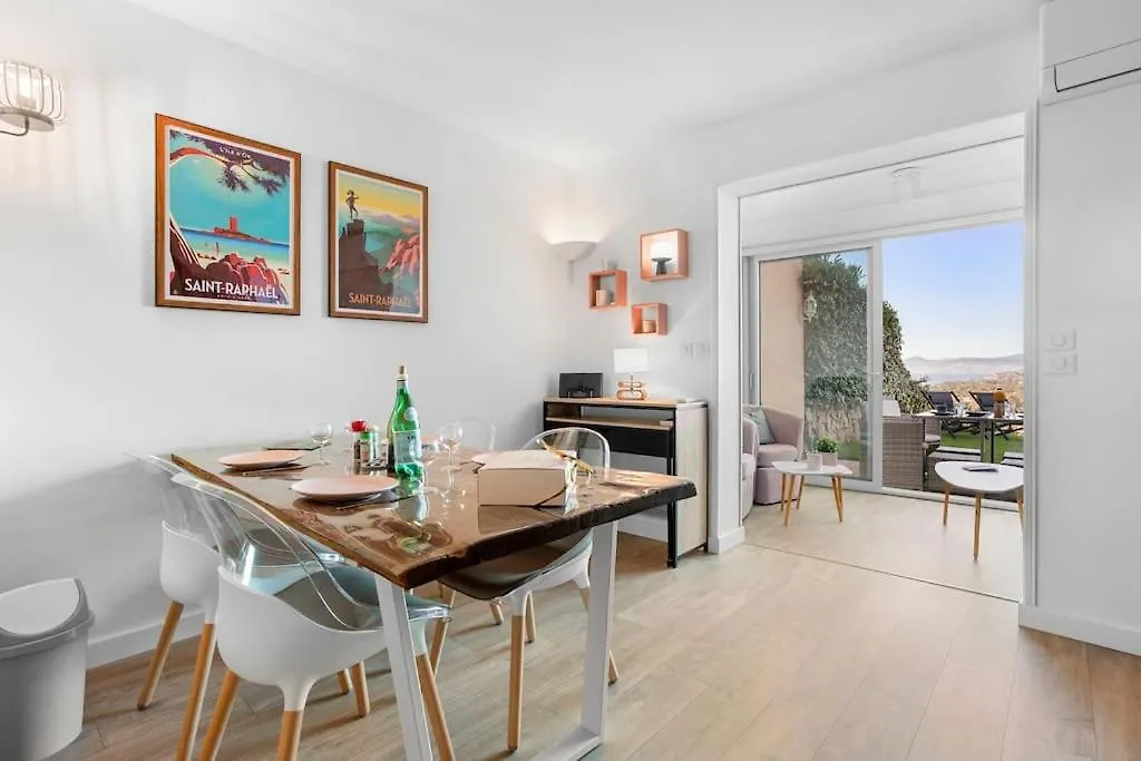 Apartamento Joli 43M2 , Vue Mer , Piscine , Parking Saint-Raphaël