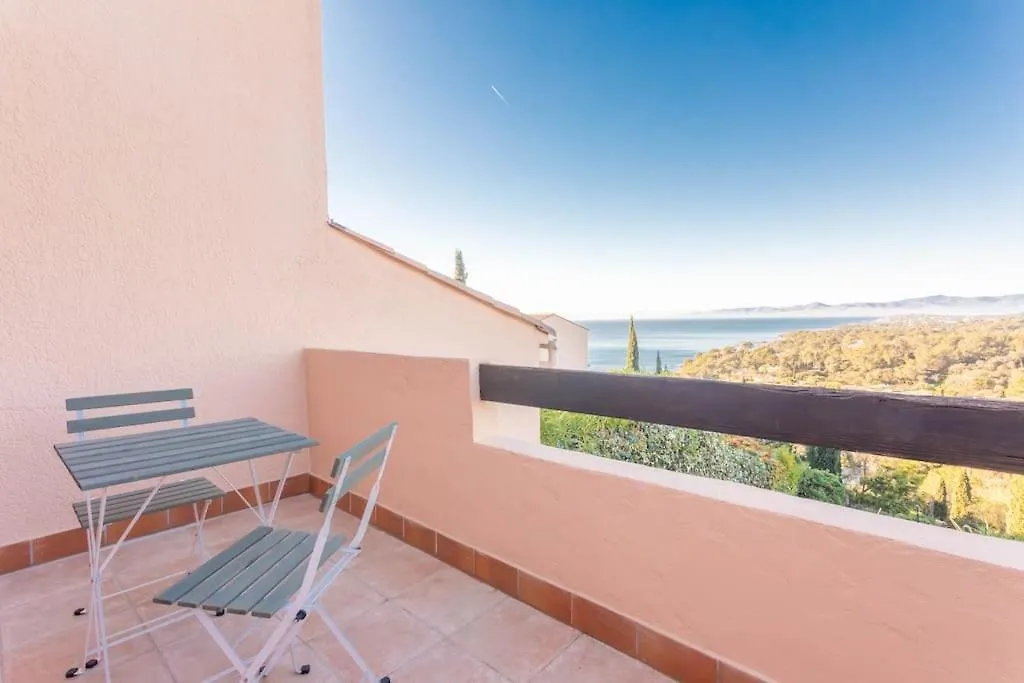 Joli 43M2 , Vue Mer , Piscine , Parking Saint-Raphaël França