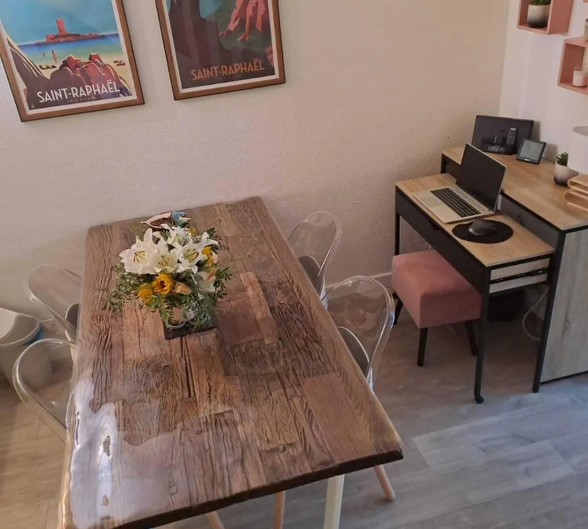 Apartamento Joli 43M2 , Vue Mer , Piscine , Parking Saint-Raphaël